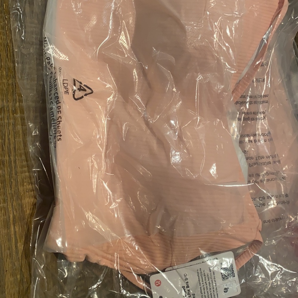 Lululemon Like a Cloud Ribbed Longline Bra Light Support, B/C Cup - Picture 5 of 8